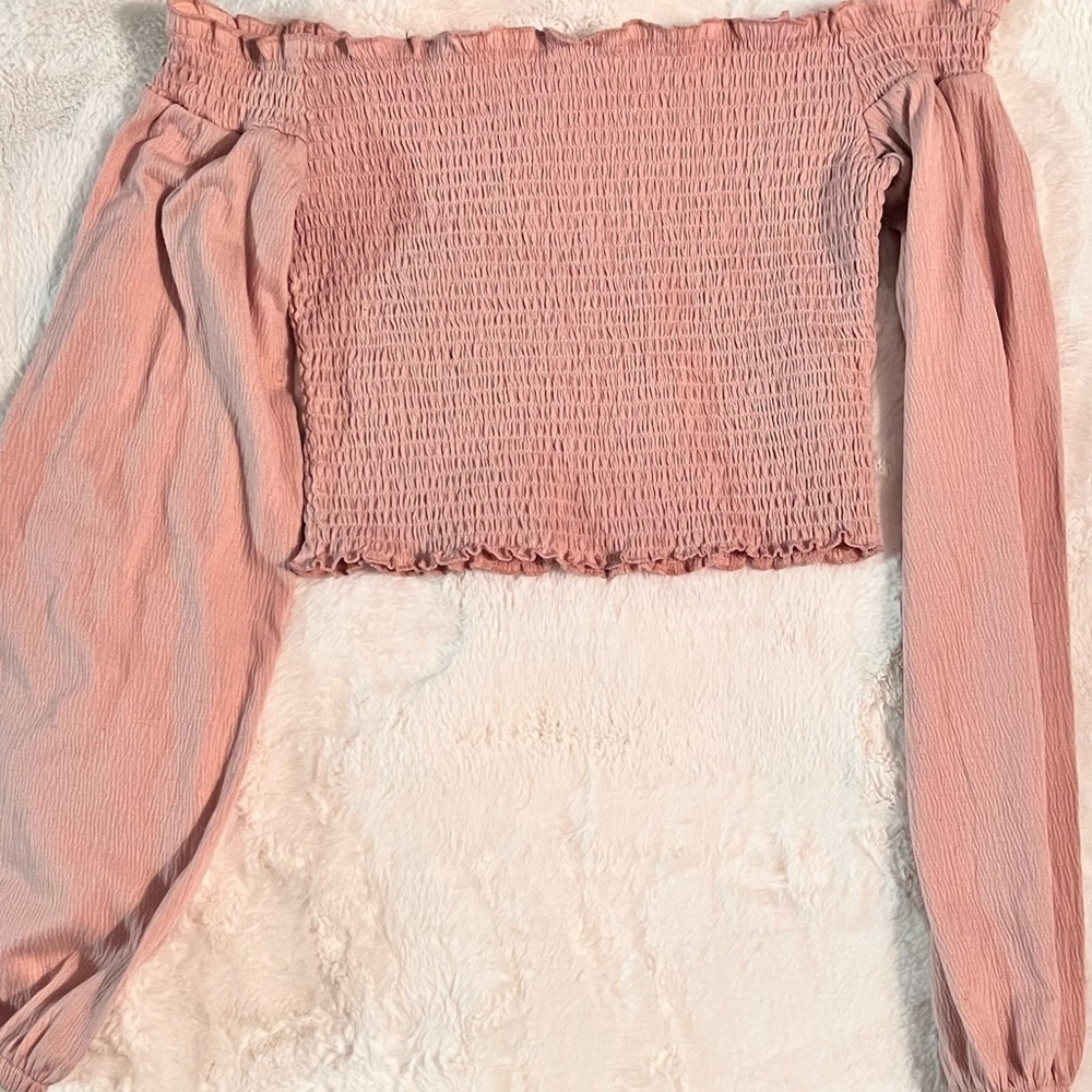Pink off the shoulder top - Picture 3 of 4